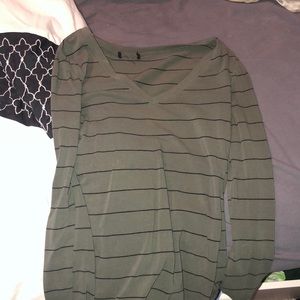 Long sleeve stripped T-shirt